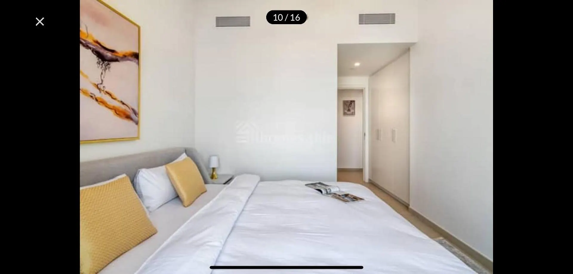 Luxurious Downtown Views 2 Bedrooms Holiday Home Dubai