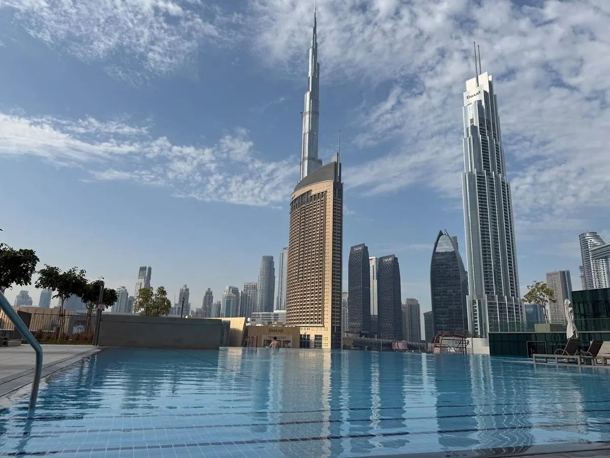 Apartment Luxurious Downtown Views 2 Bedrooms Holiday Home Dubai