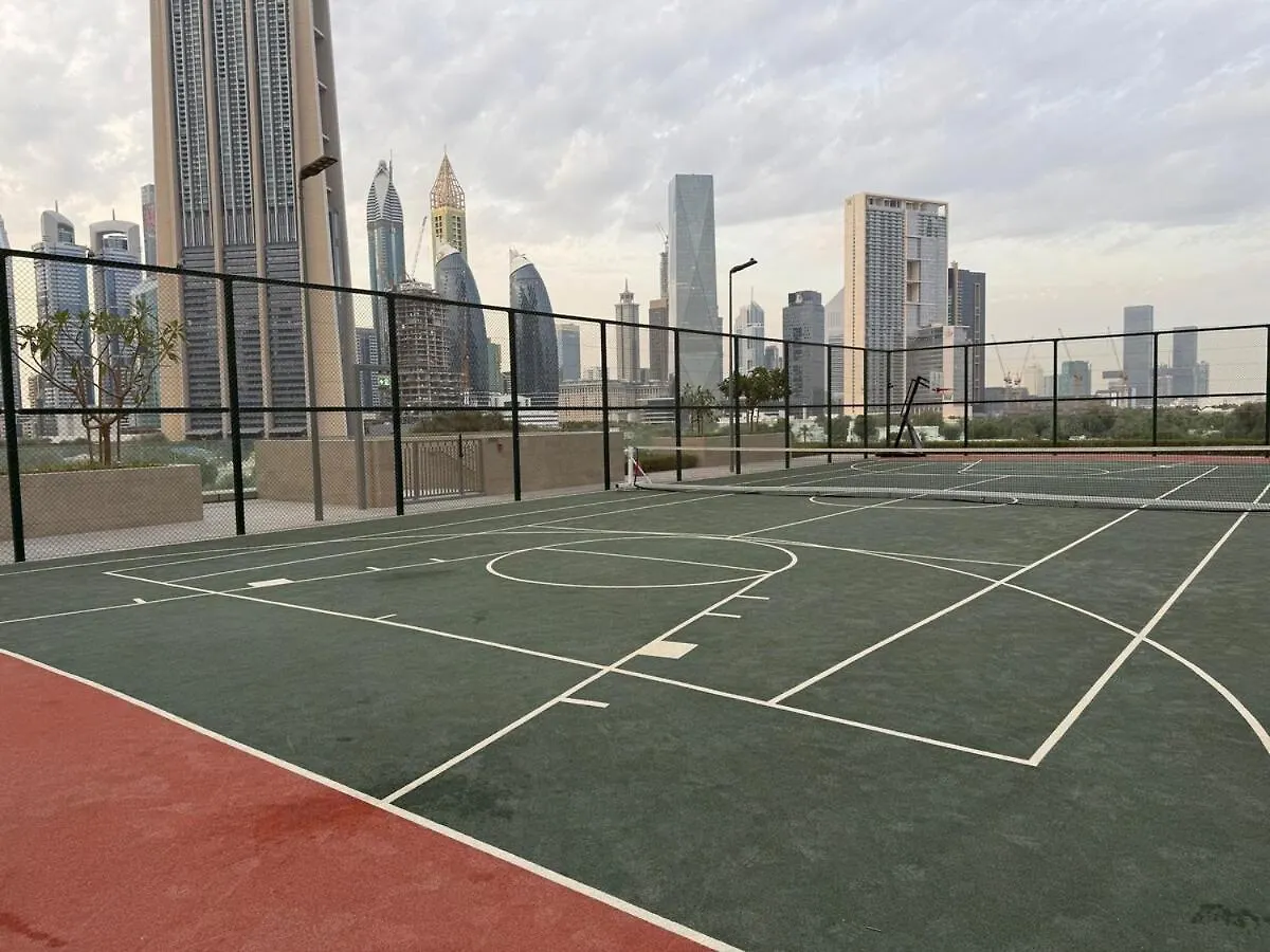Luxurious Downtown Views 2 Bedrooms Holiday Home Dubai Apartment